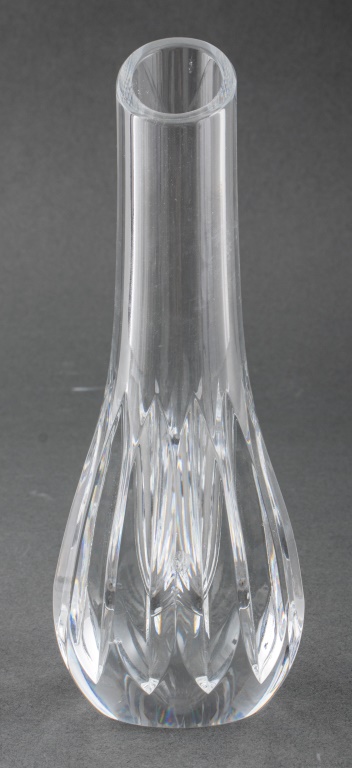 BACCARAT CRYSTAL BUD VASE Baccarat