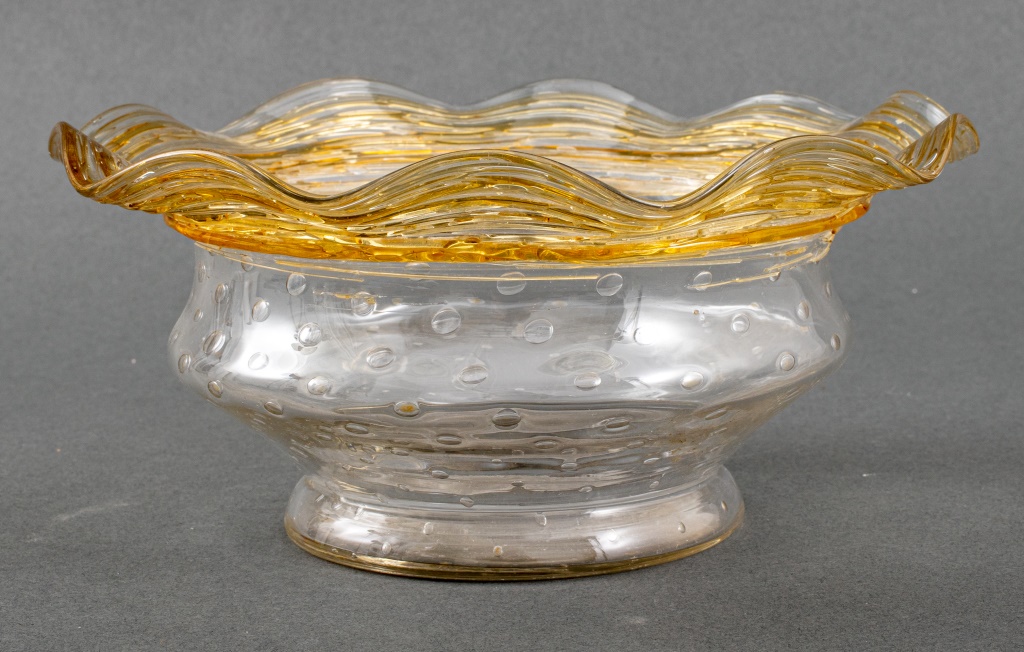 CARDER STEUBEN ATTR. GOLD REEDED BOWL