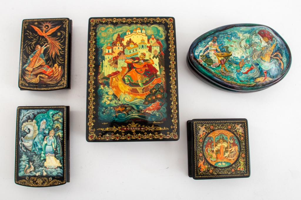 RUSSIAN LACQUER FAIRY TALE BOX