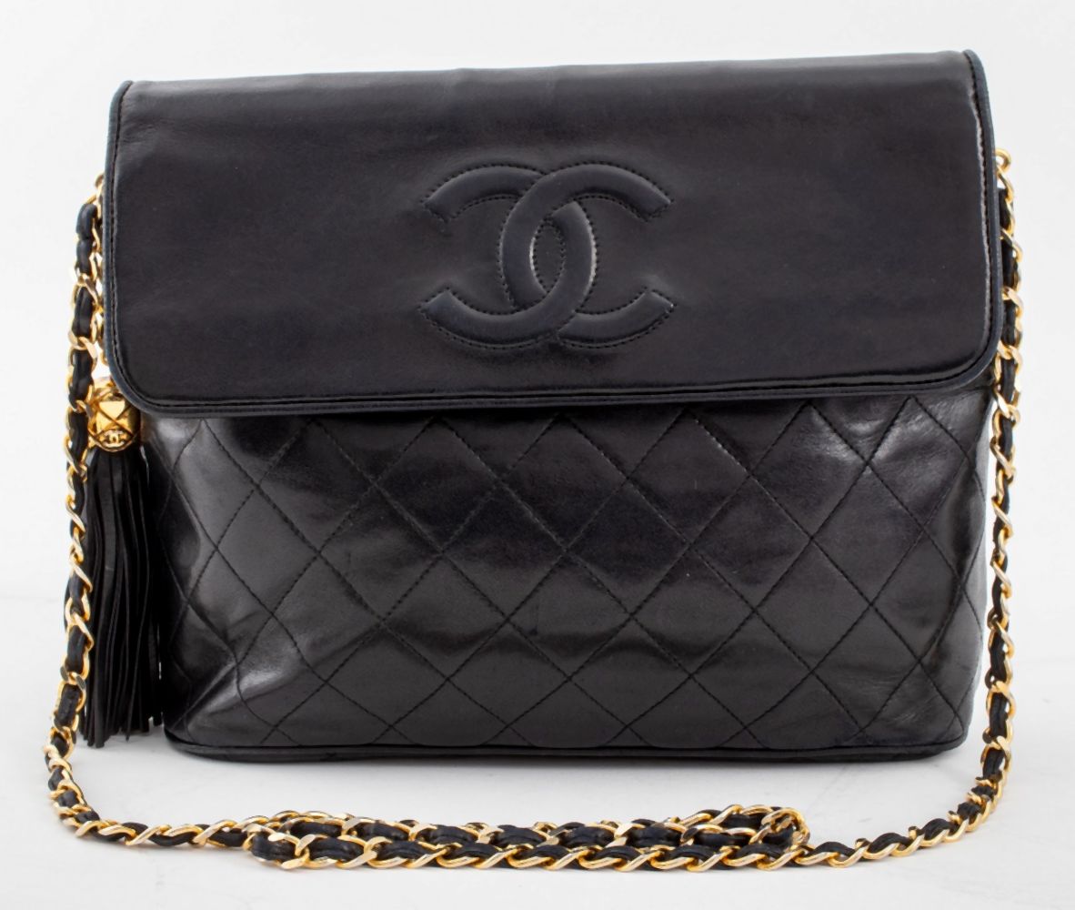 CHANEL QUILTED BLACK LAMBSKIN LEATHER
