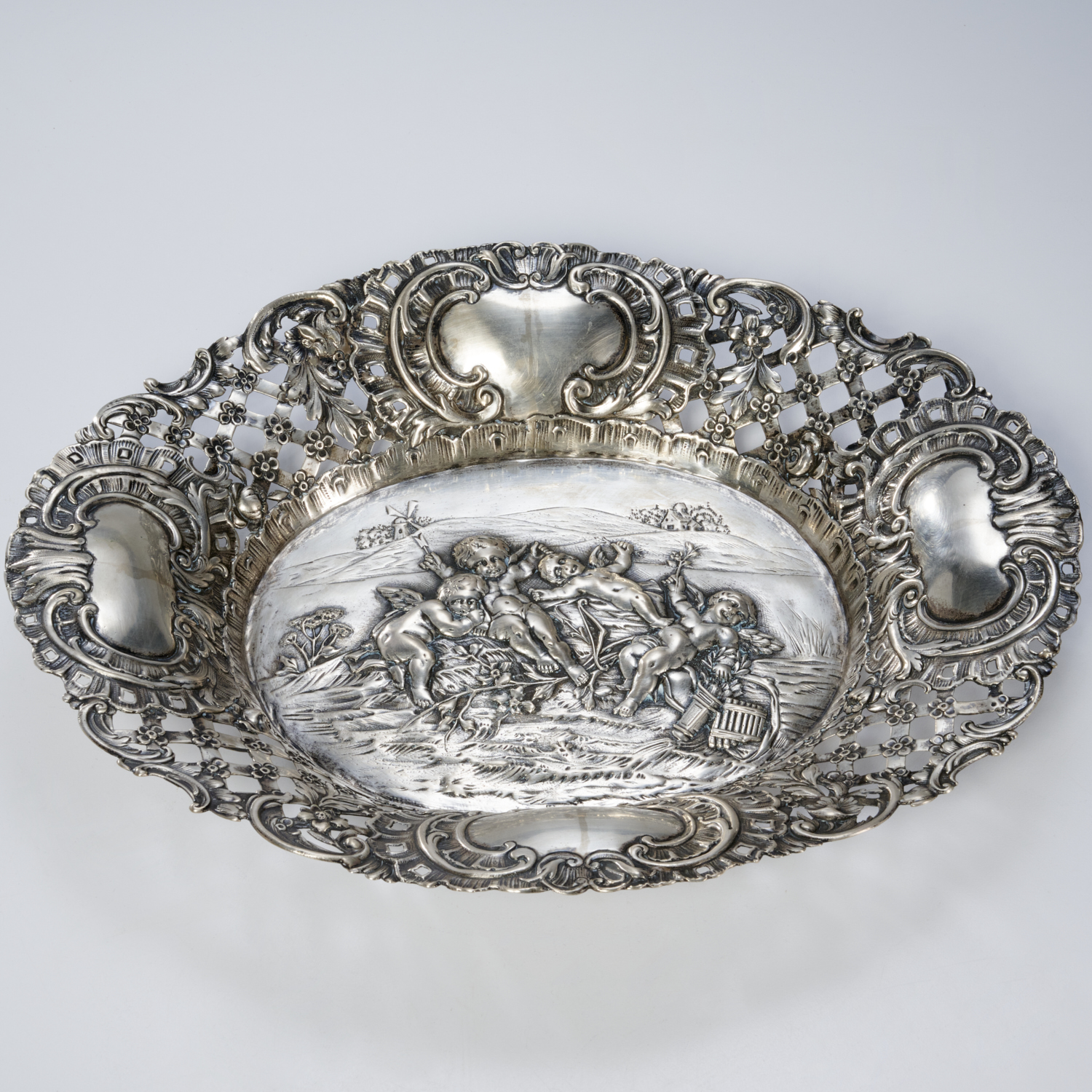 GERMAN SILVER 13 REPOUSSE DISH 2fb8ee