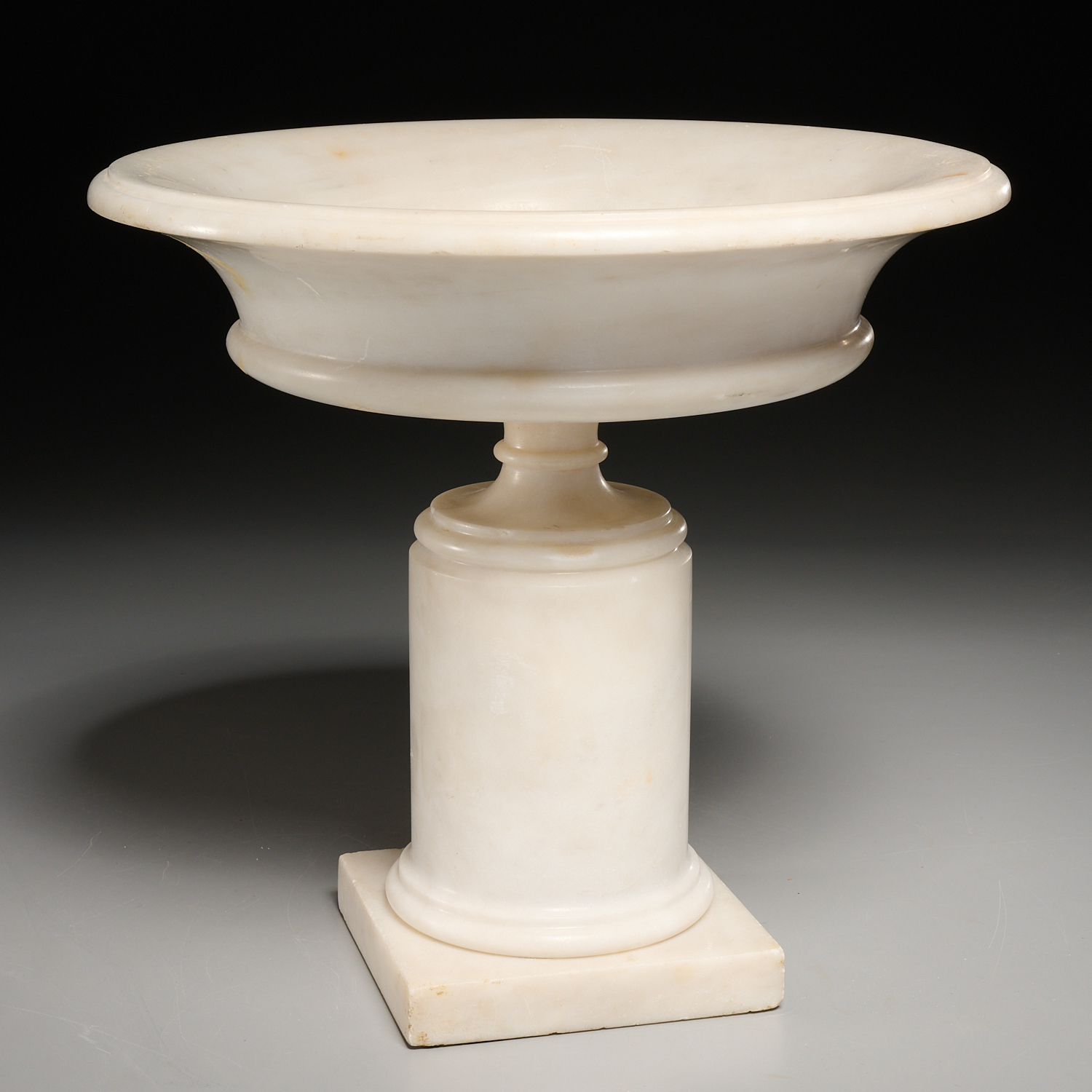 LARGE ITALIAN WHITE MARBLE TAZZA 2fb9be