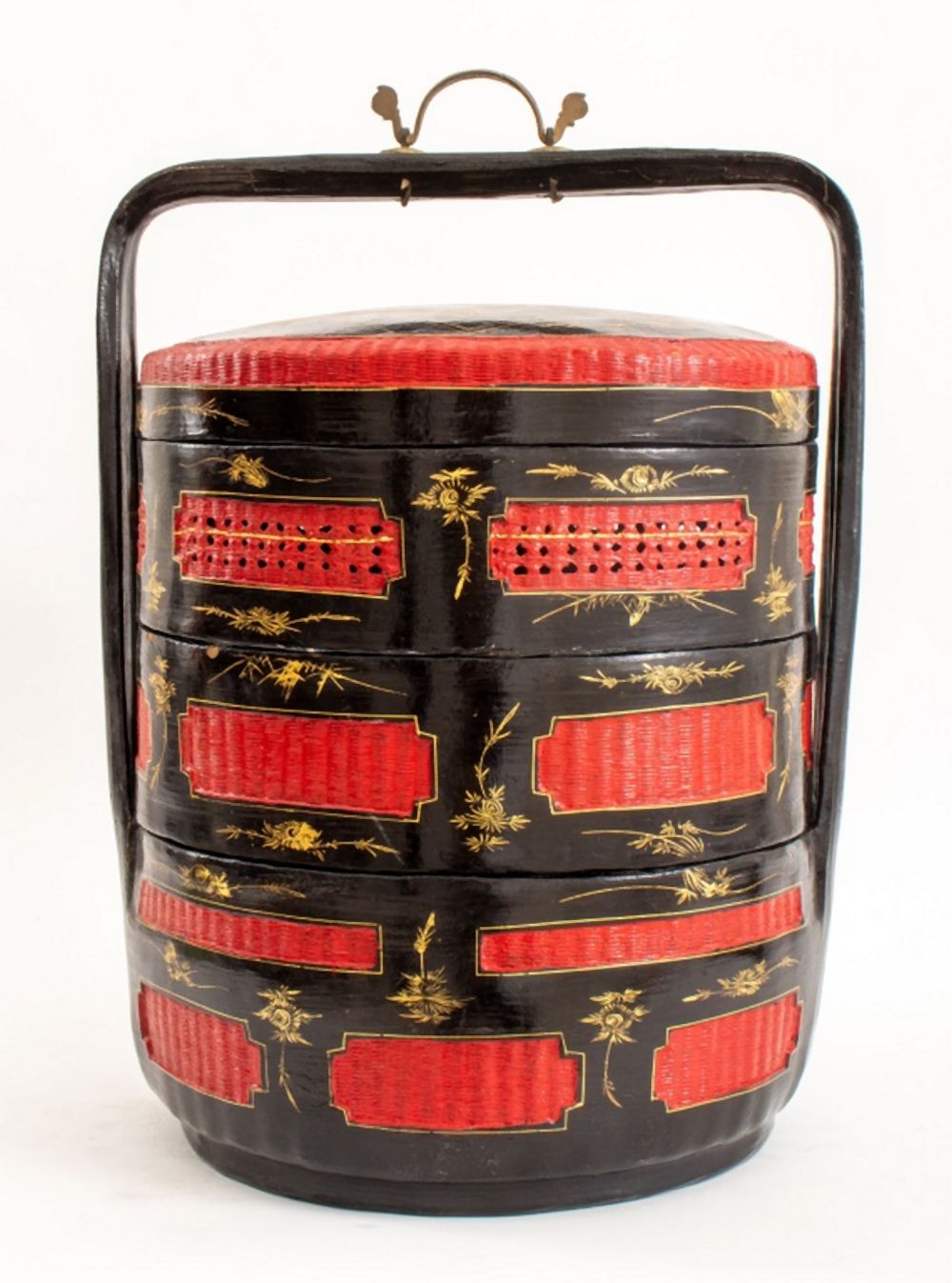 CHINESE LACQUERED STACKING BASKET