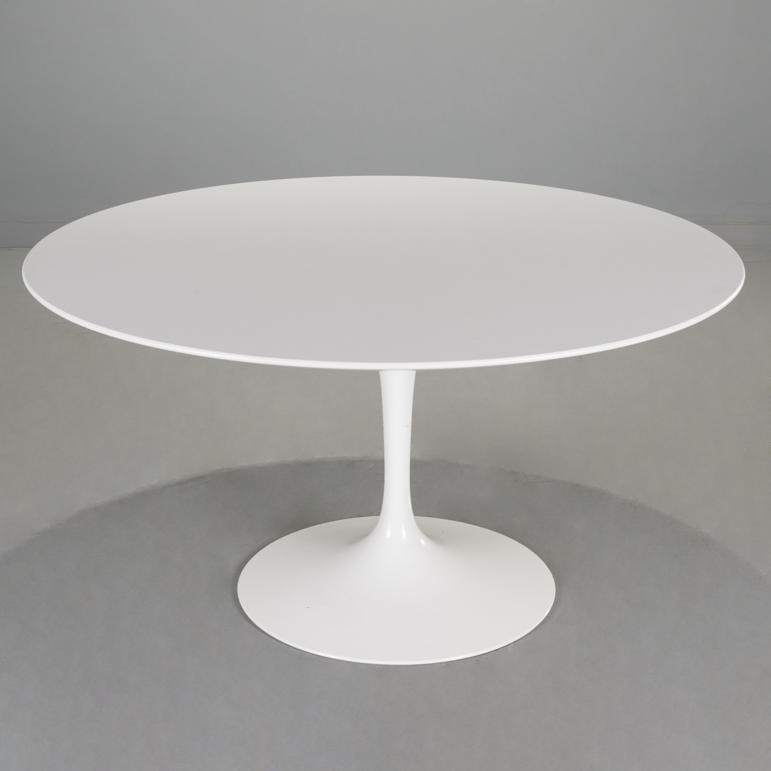 EERO SAARINEN FOR KNOLL TULIP  2fbc38