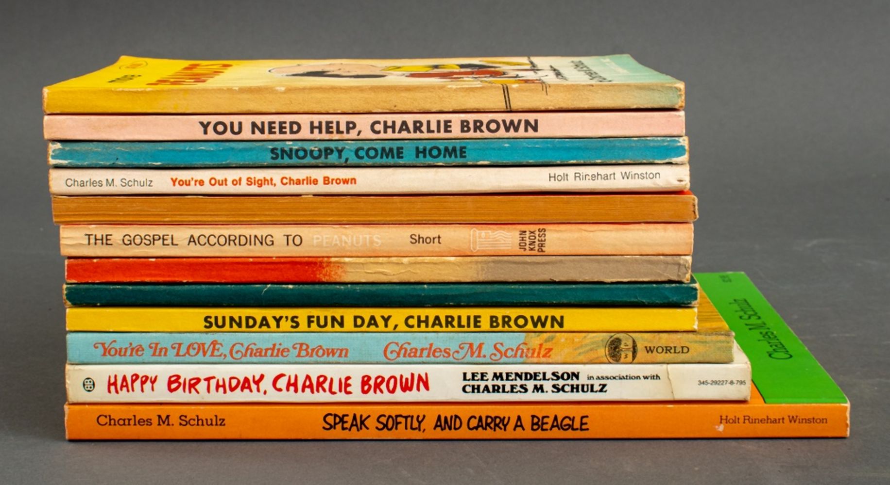 GROUP OF BOOKS RELATING TO SNOOPY  2fbc74