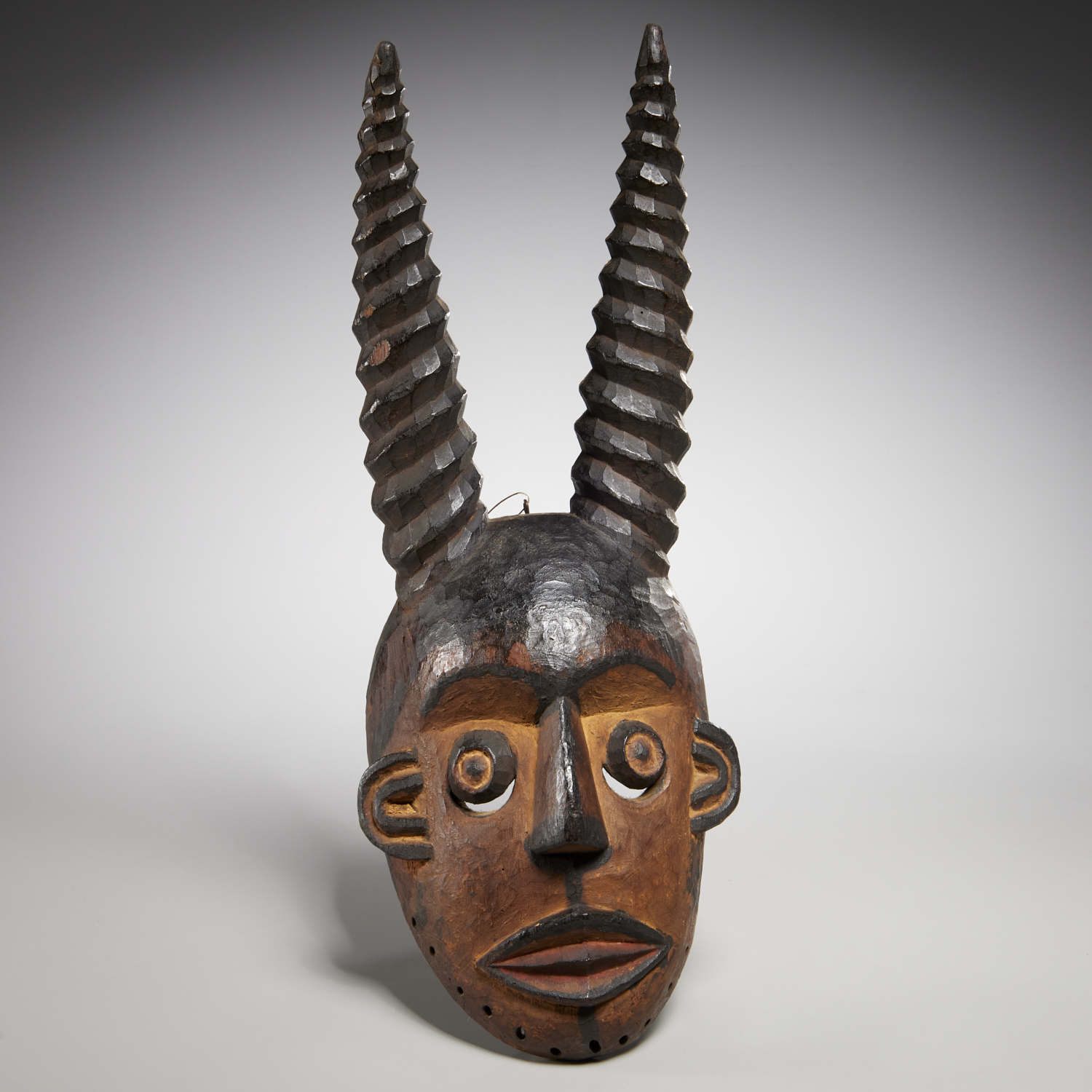 EASTERN PENDE PEOPLE HORNED MASK 2fbd26