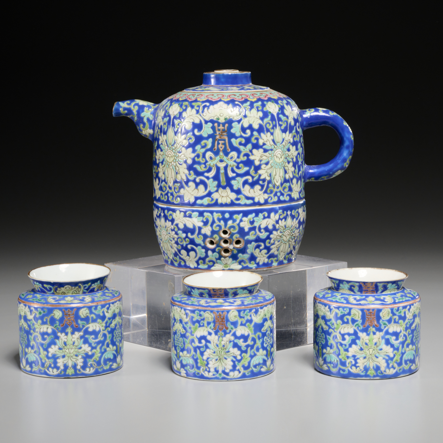 CHINESE BLUE ENAMELED PORCELAIN TEA