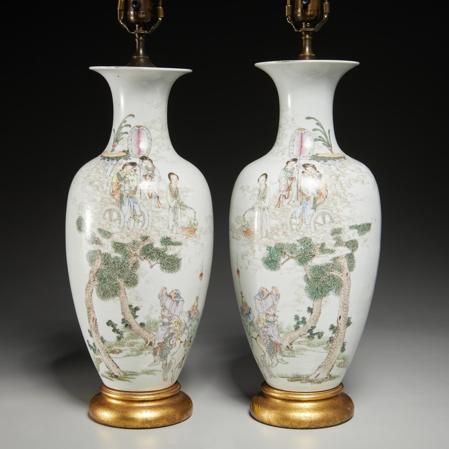 PAIR CHINESE FAMILLE ROSE PORCELAIN 2fbed9