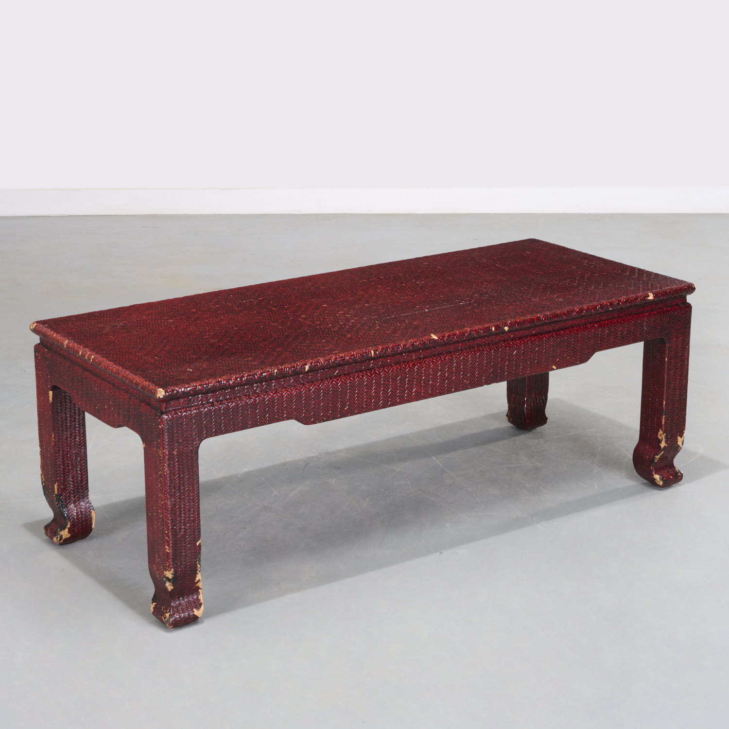 LACQUER COFFEE TABLE SUPPLIED BY 2fbfb8