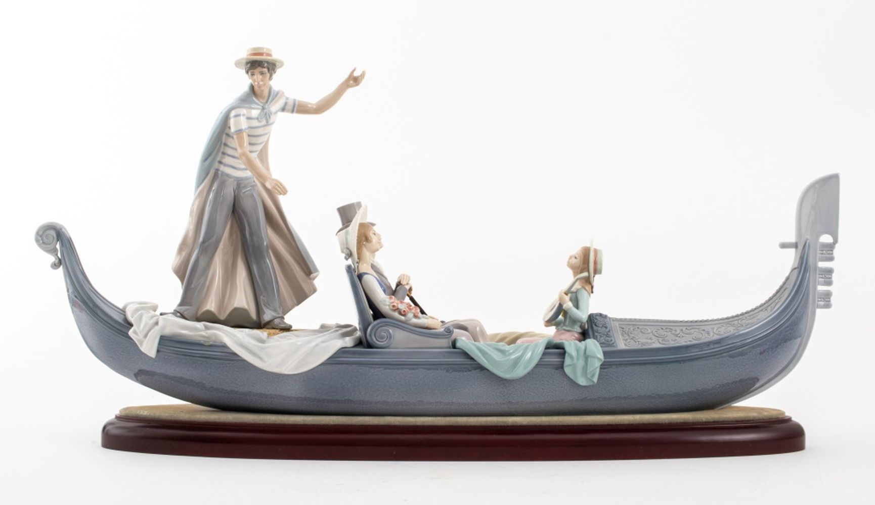 LLADRO PORCELAIN FIGURAL GROUP IN THE