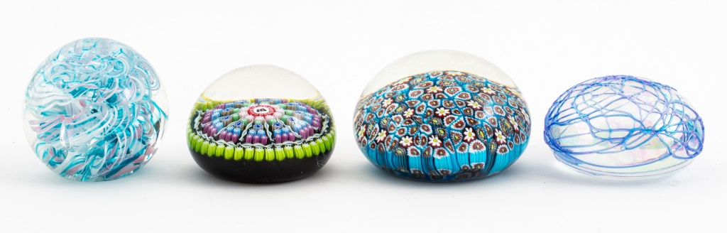 ART GLASS INCL. MILLEFIORI PAPERWEIGHTS,