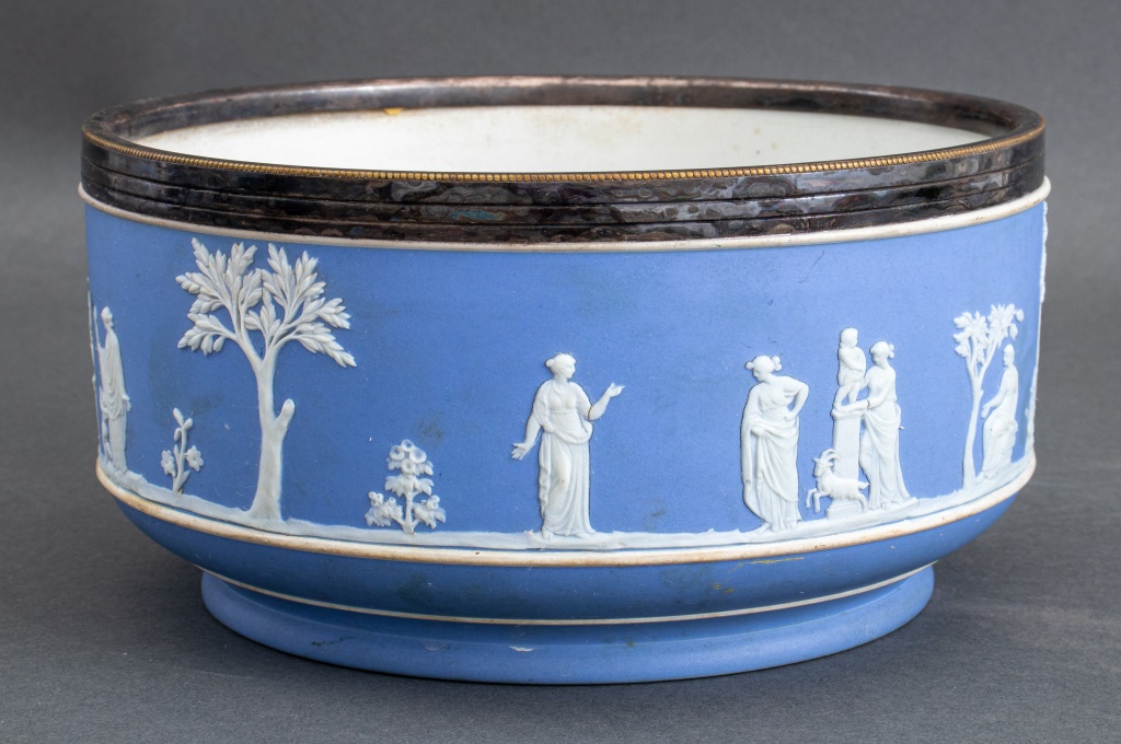 WEDGWOOD LIGHT BLUE JASPERWARE SALAD