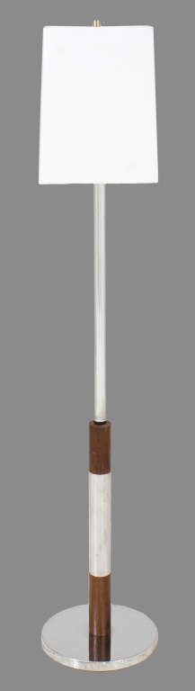 MODERN CHROME AND WOOD FLOOR LAMP 2fc12a