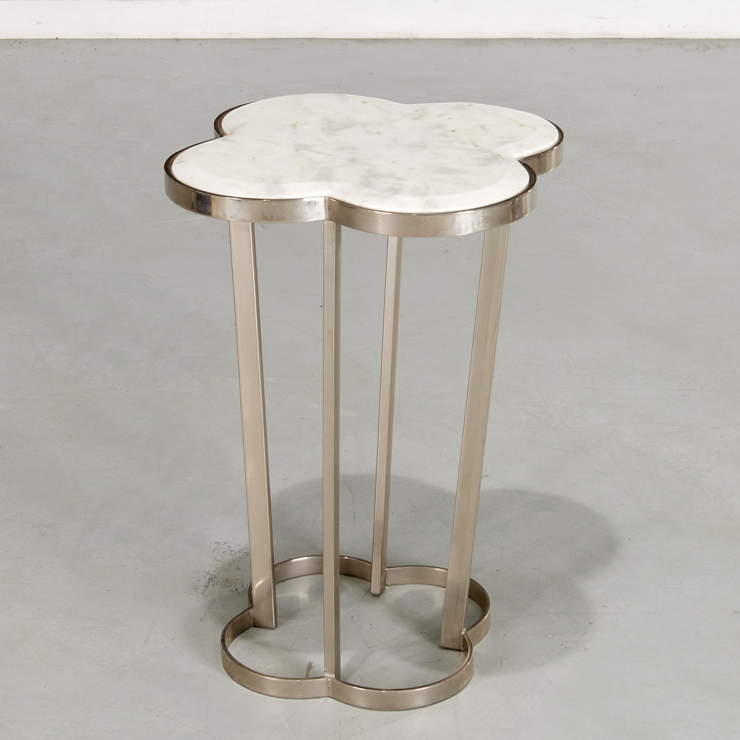 REGINA ANDREW CLOVER SIDE TABLE 2fc22c