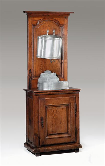 Unusual French oak and pewter lavabo 4c323