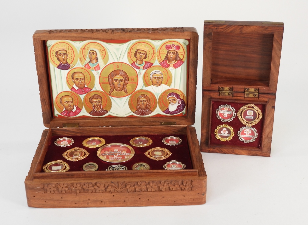 COLLECTION OF ASSORTED SAINTS RELICS