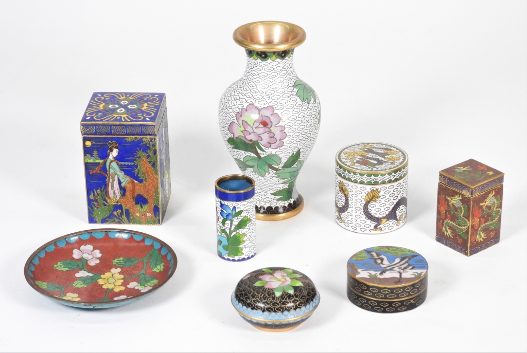 8PC CHINESE CLOISONNE BOX GROUP 2fa022
