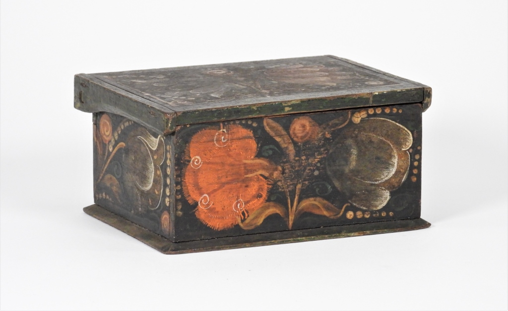 EARLY 19C. SWEDISH PAINT DECORATED