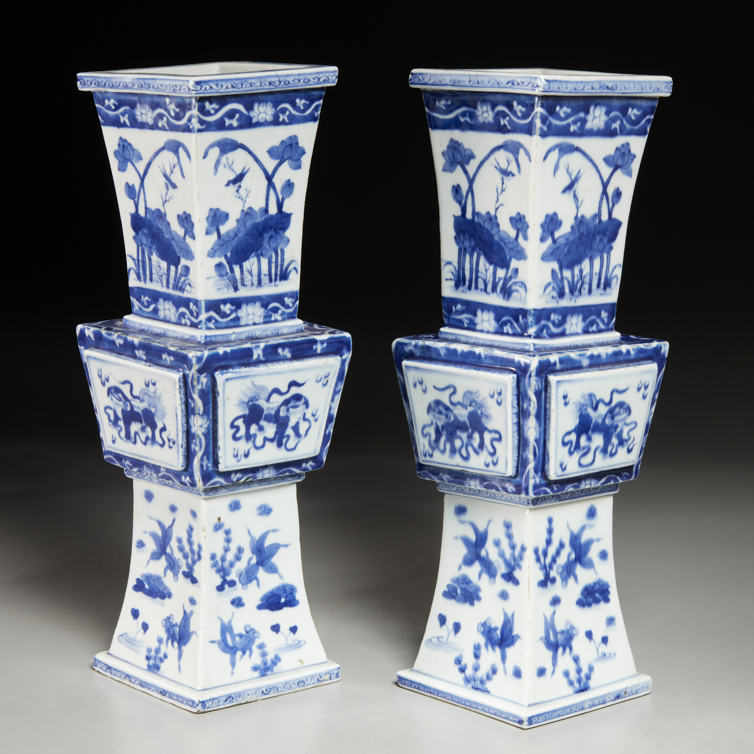 PAIR CHINESE BLUE AND WHITE SQUARE 2faae5