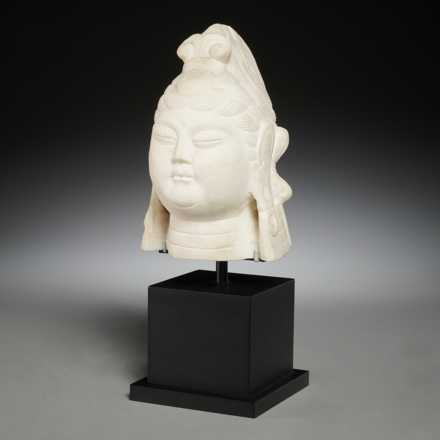 CHINESE ARCHAIC STYLE WHITE MARBLE