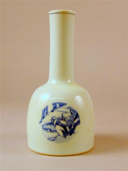 Chinese blue and white mallet form vase