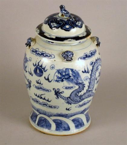 Chinese blue and white covered 4c862