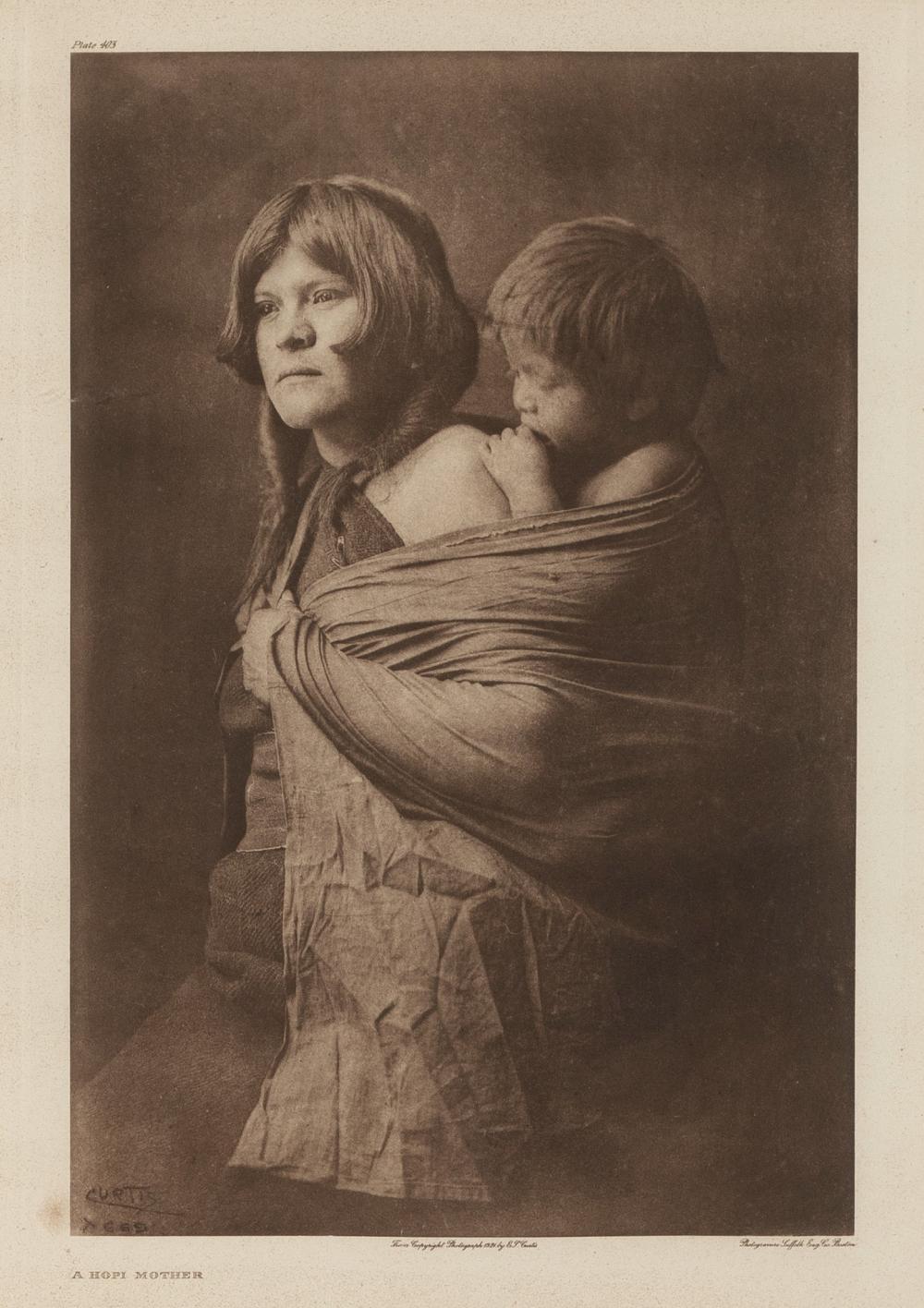 EDWARD S CURTIS A HOPI MOTHER  2fd4af