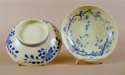 Pair of Japanese blue and white nabeshima