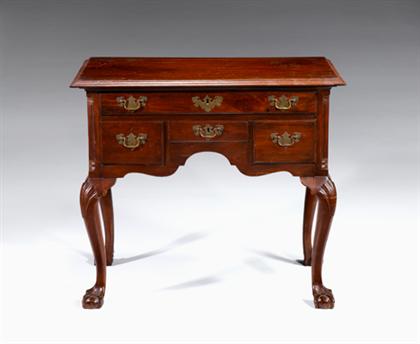 Chippendale mahogany dressing table