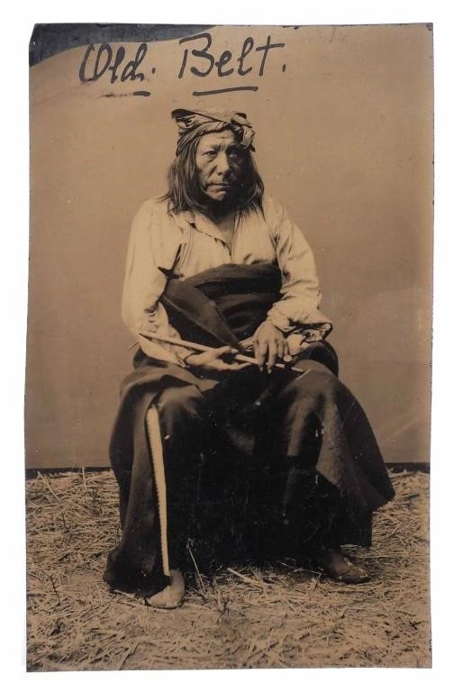 19TH C TINTYPE OF A NATIVE AMERICAN 2fda9b