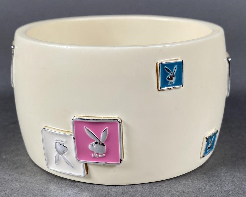 VINTAGE PLAYBOY RABBIT LOGO BANGLE 2fdcfd