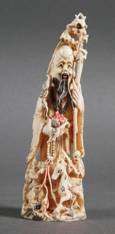 ANTIQUE CHINESE FIGURAL IVORY CARVINGChinese 2fddc0