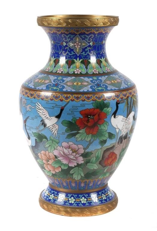 20TH C CHINESE CLOISONNE VASEChinese 2fddec