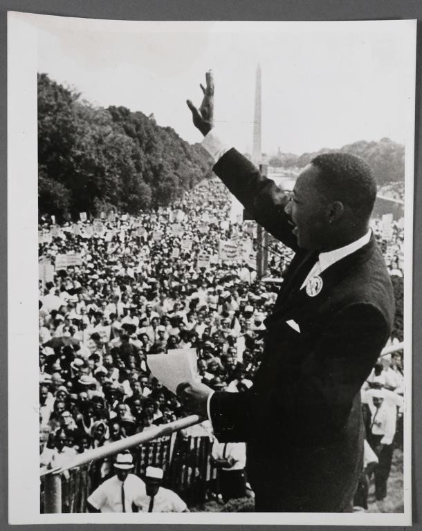 TYPE I PHOTO: MARTIN LUTHER KING,