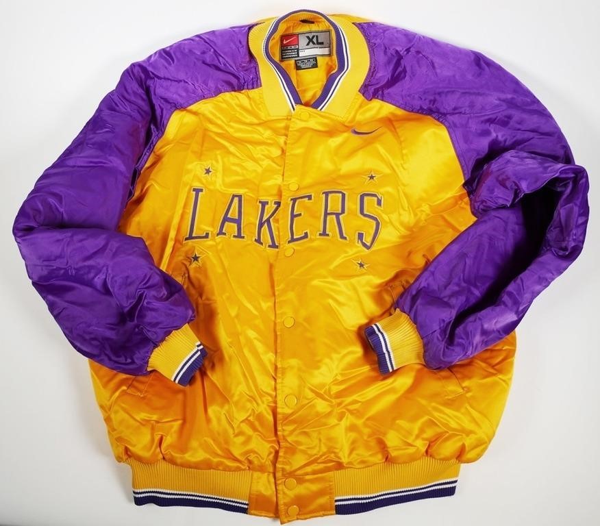 VINTAGE LAKERS NIKE JACKETSize