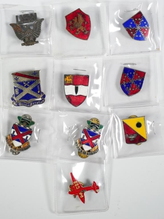 (10) US MILITARY DISTINCTIVE INSIGNIA