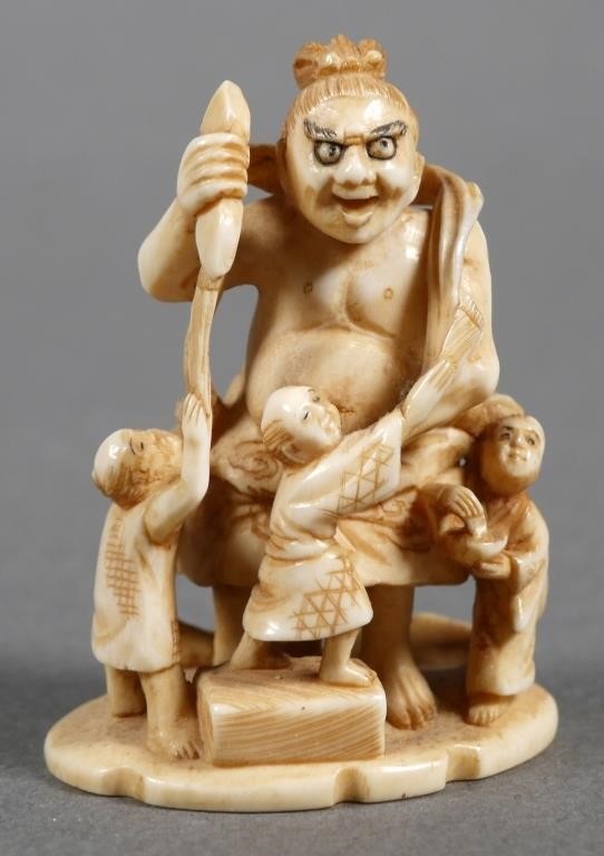 ANTIQUE JAPANESE IVORY OKIMONO 2fe097