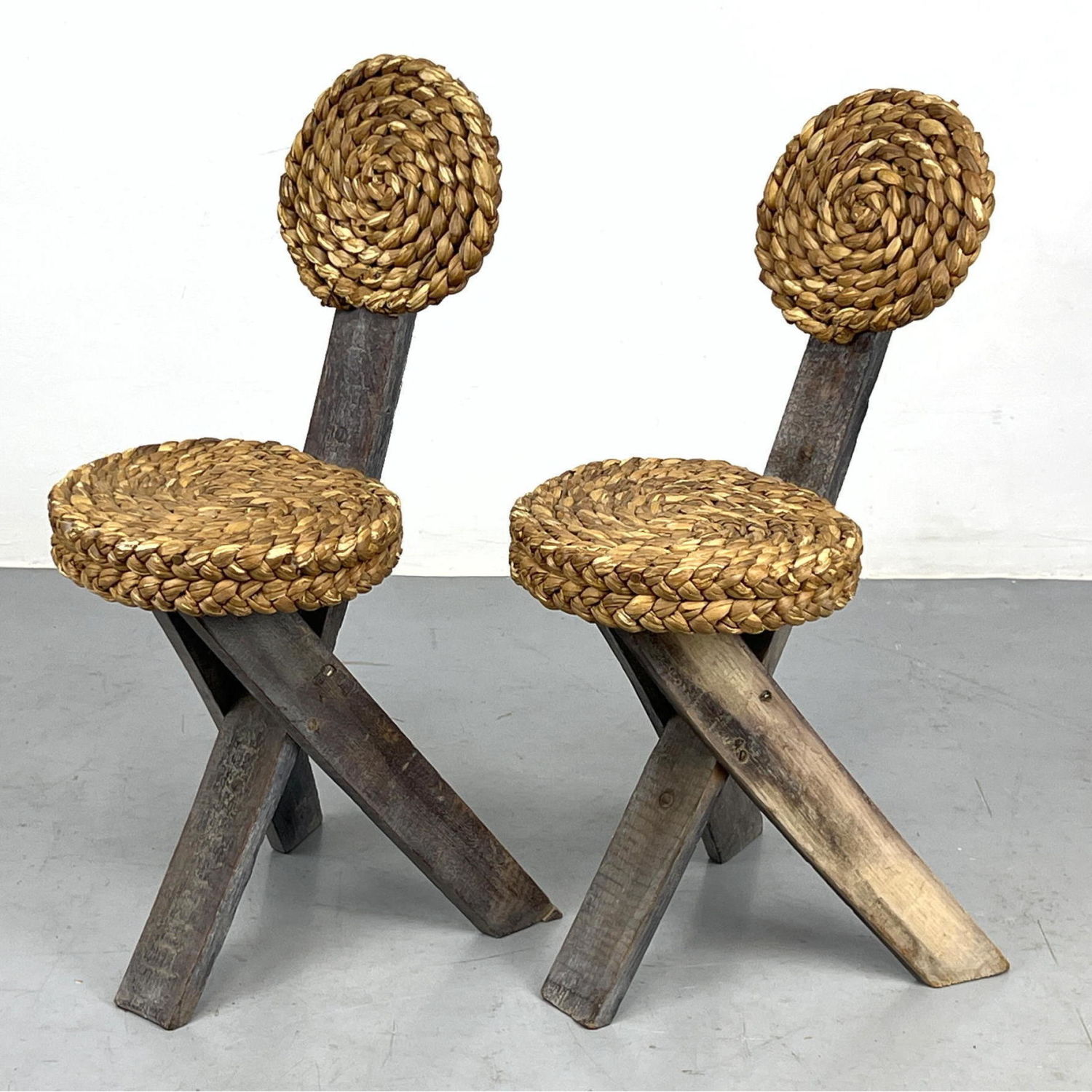 Pair of Audoux Minet rope chairs  2fe332