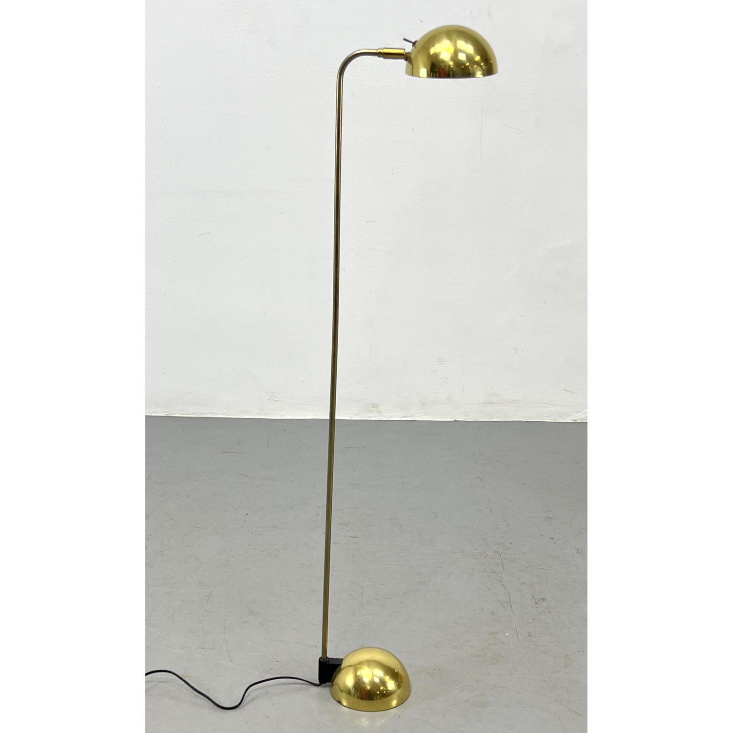 Robert Sonneman brass floor lamp 2fe339