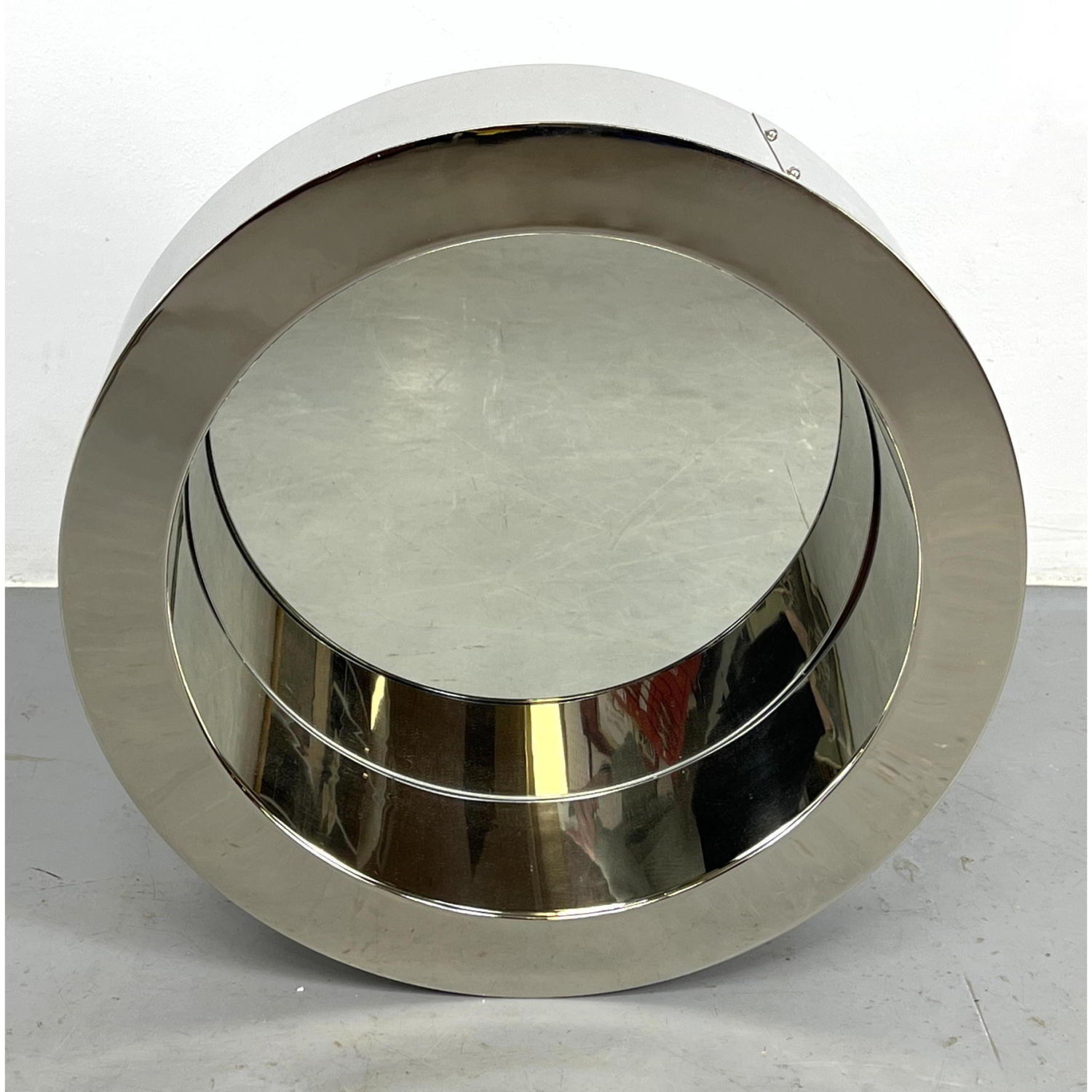 C Jere style Deep Well Round Frame 2fe5e7