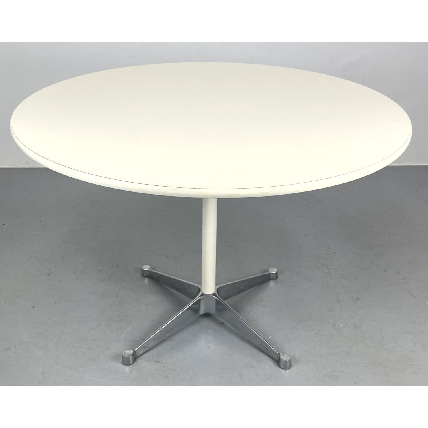 Charles Eames for Herman Miller 2fe5e2