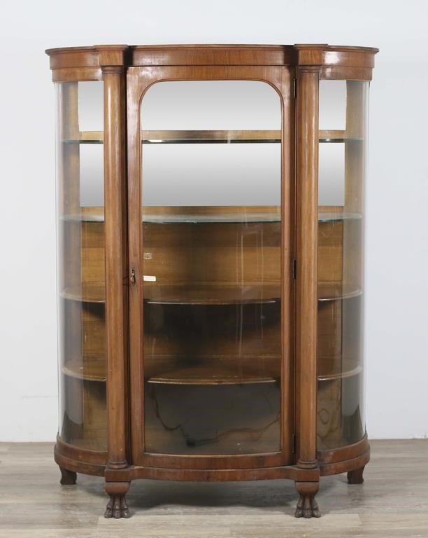 VICTORIAN BOWFRONT CURIO CABINETVictorian 2fe649