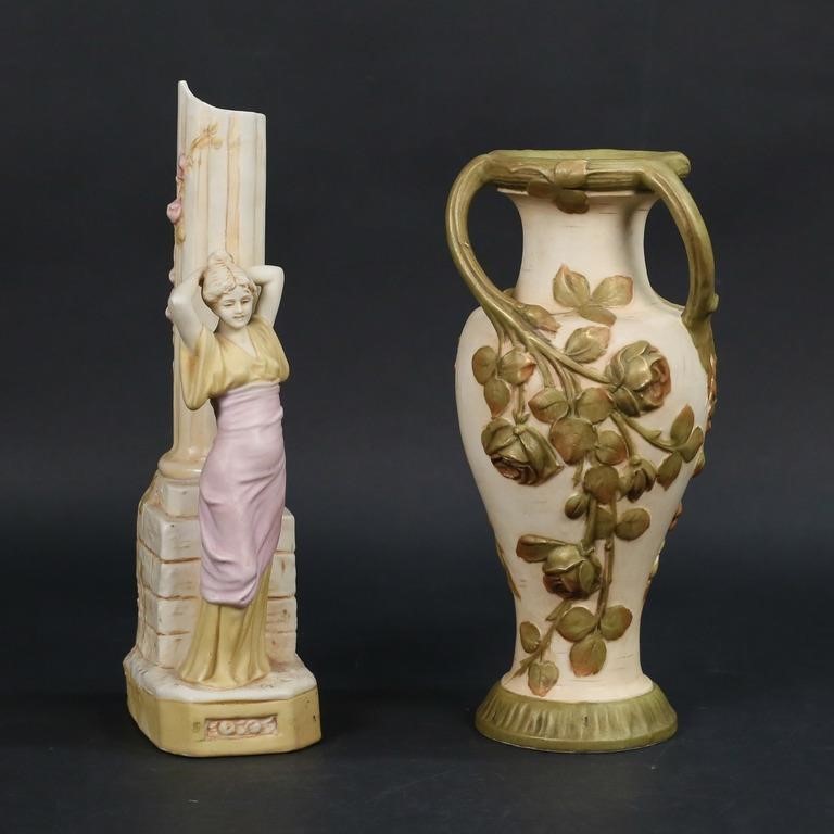 2 ROYAL DUX PORCELAIN VASES2 Royal