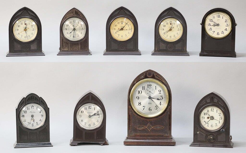 9 ELECTRIC BAKELITE CLOCKS POOLE 2fe793