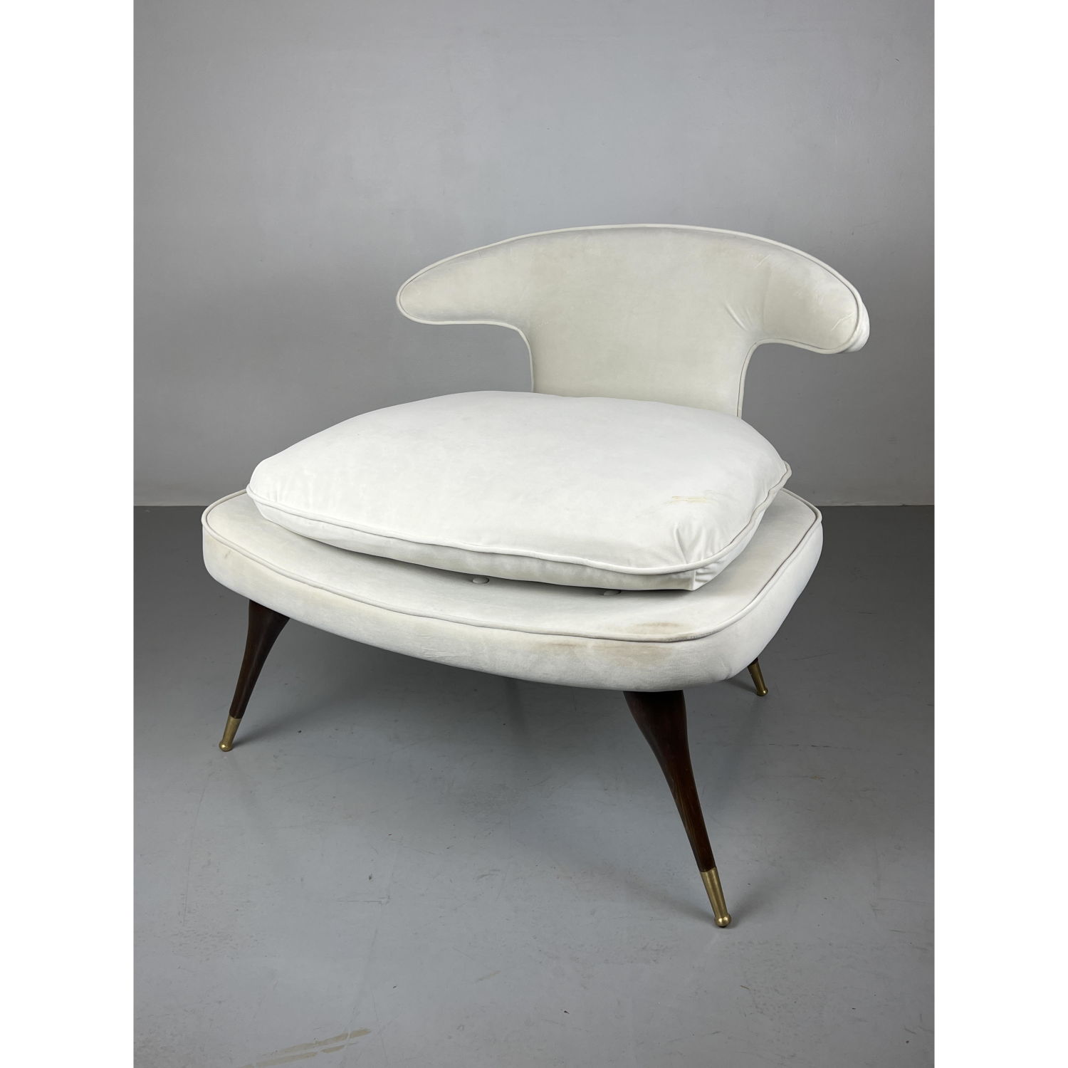 Karpen style Wide Seat Lounge Chair