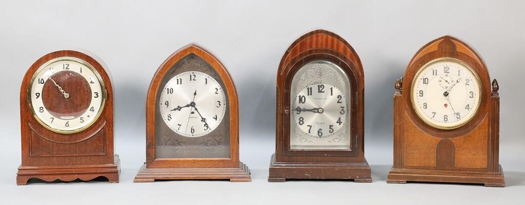 4 AMERICAN ELECTRIC MANTEL CLOCKS4 American