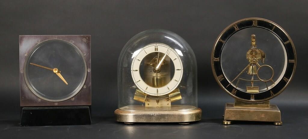 3 MODERN ELECTRIC SHELF CLOCKS3