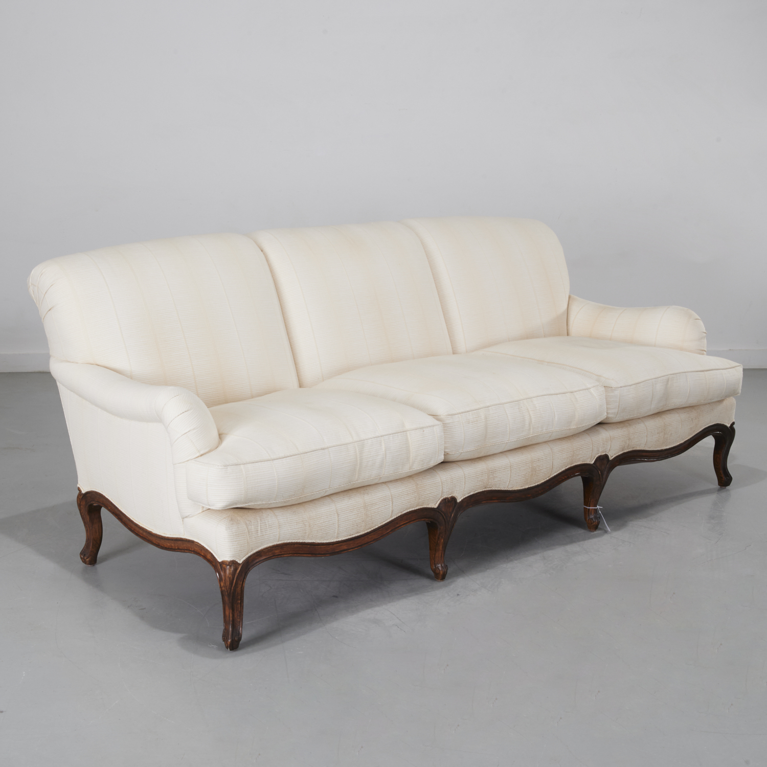 LOUIS XV STYLE CUSTOM UPHOLSTERED 2fc31f