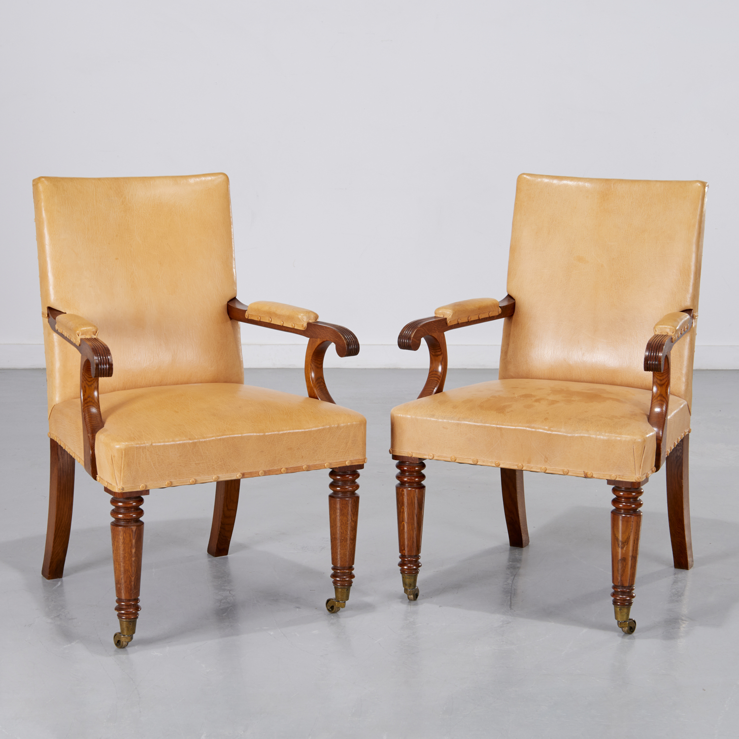 HOWE LONDON, PAIR LEATHER AND OAK
