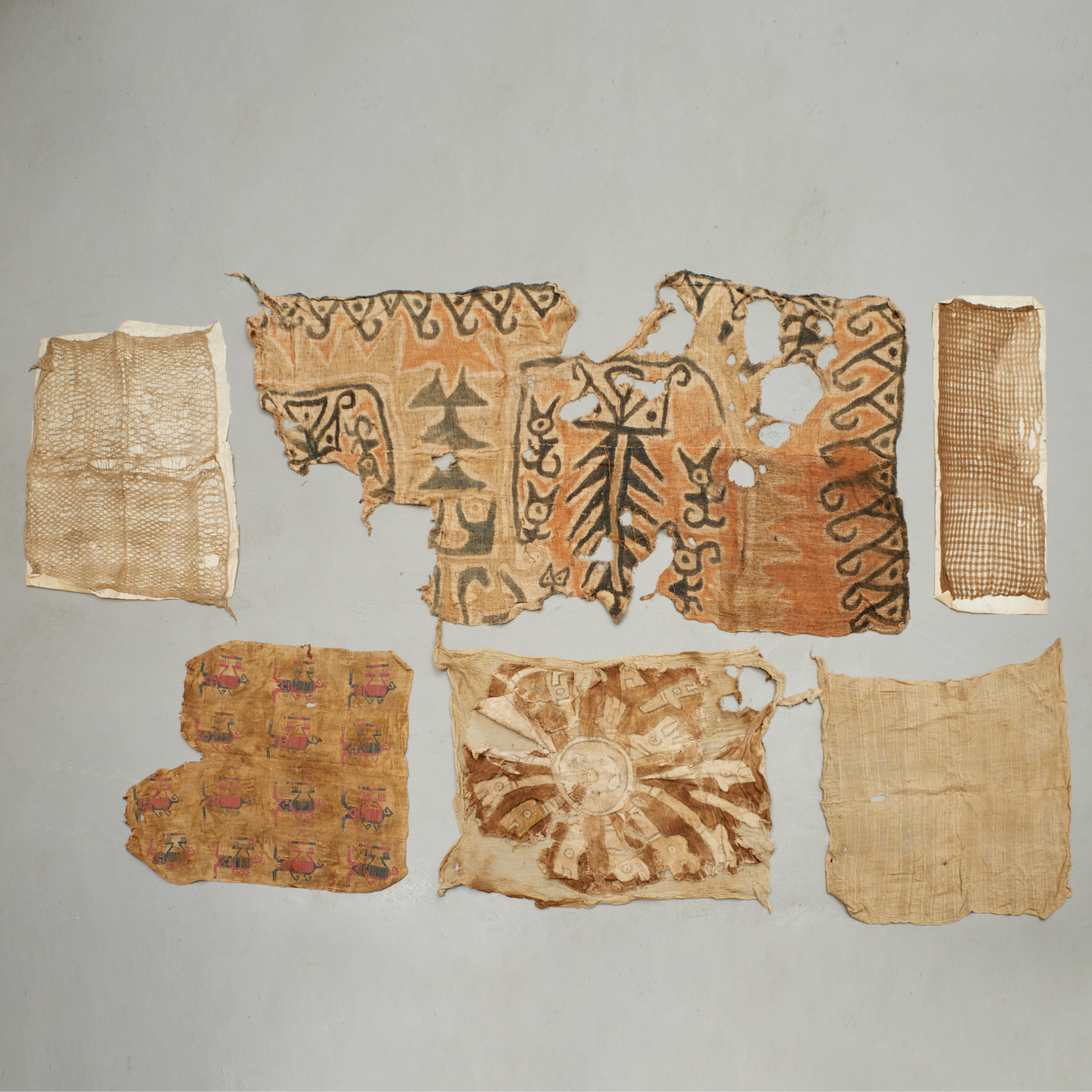 CHANCAY CULTURE, GROUP TEXTILE FRAGMENTS